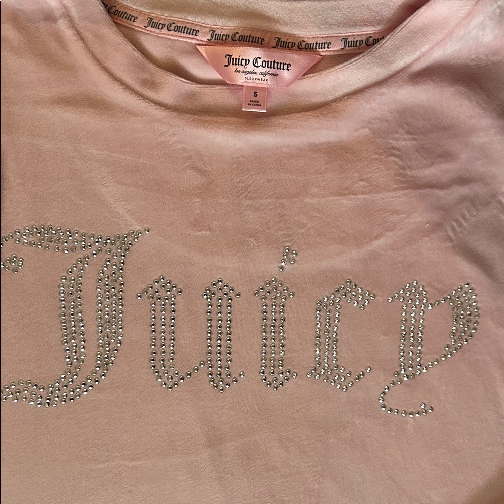 Juicy Couture Light Pink Rhinestone Top sleepwear Size Small Soft & Never Worn